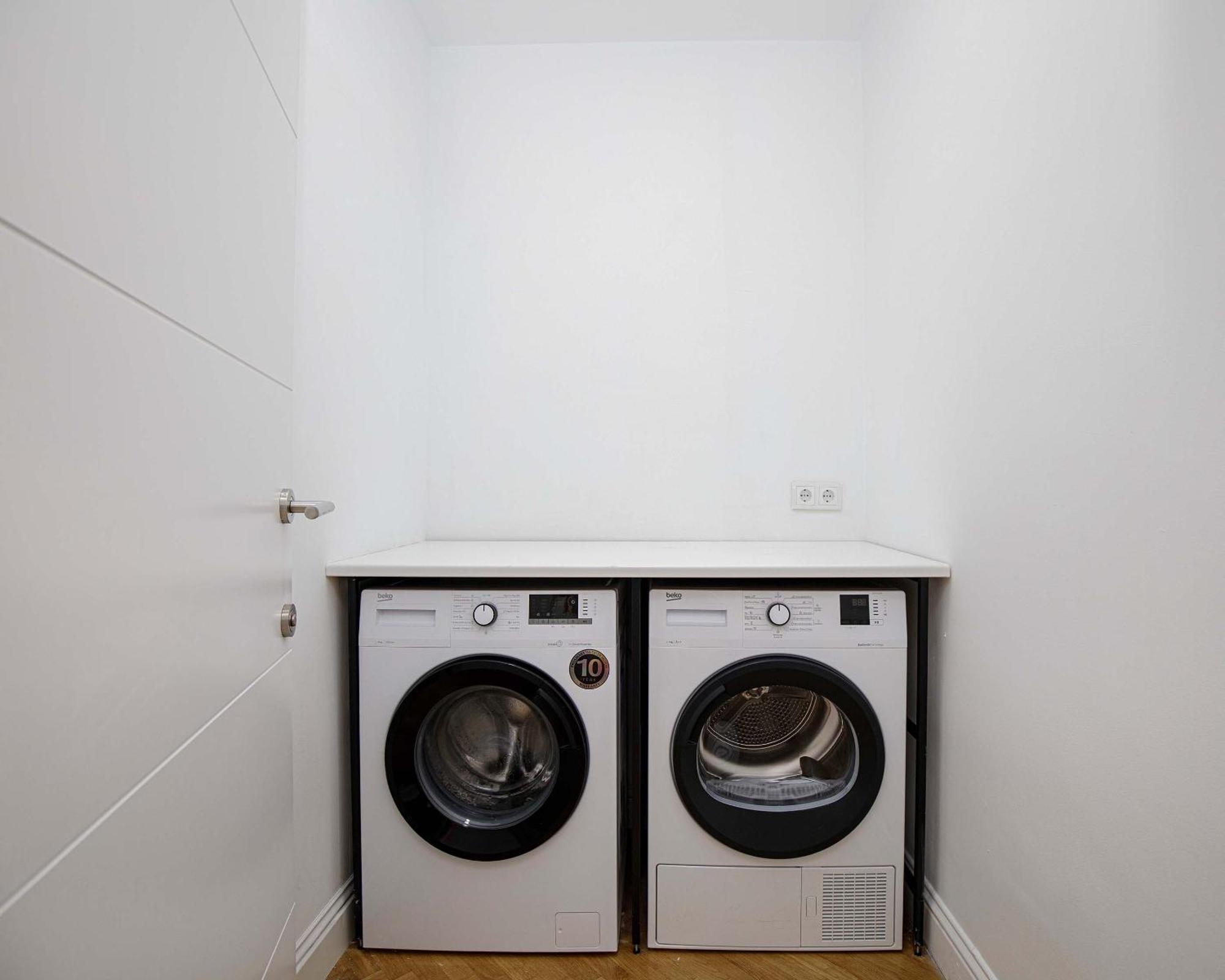 Stay U-Nique Apartments Rambla Catalunya VI برشلونة المظهر الخارجي الصورة